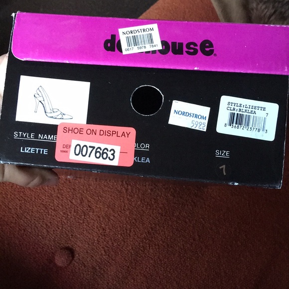 Dollhouse Lizette Leather cutout heels - Picture 7 of 7